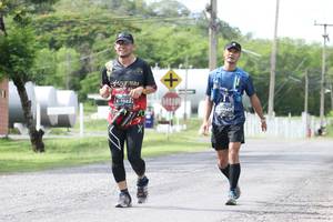 BIB: 1022, 047
                            <button type="button" onclick="openModal(5239366)" class="btn btn-primary btn-sm float-right btn-popup" data-toggle="modal" data-target=".modal-high-quality">
                        <i class="fas fa-shopping-cart"></i> Add to Cart
                    </button>
                                            <button type="button" onclick="isThisMe(5239366, true)" class="btn btn-success btn-sm float-right btn-popup btn-isme hidden" data-toggle="tooltip" data-placement="bottom" title="นี่คือรูปของคุณใช่ไหม คลิกที่นี่เพื่อเอาเข้าอัลบั้ม">
                        <i class="fas fa-plus"></i> Add to album
                    </button>
                    <button type="button" onclick="isThisMe(5239366, false)" class="btn btn-warning btn-sm float-right btn-popup btn-isnotme hidden">
                        <i class="fas fa-ban"></i> Remove from album
                    </button>