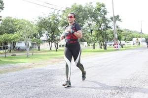 BIB: 
                            <button type="button" onclick="openModal(5239017)" class="btn btn-primary btn-sm float-right btn-popup" data-toggle="modal" data-target=".modal-high-quality">
                        <i class="fas fa-shopping-cart"></i> Add to Cart
                    </button>
                                            <button type="button" onclick="isThisMe(5239017, true)" class="btn btn-success btn-sm float-right btn-popup btn-isme hidden" data-toggle="tooltip" data-placement="bottom" title="นี่คือรูปของคุณใช่ไหม คลิกที่นี่เพื่อเอาเข้าอัลบั้ม">
                        <i class="fas fa-plus"></i> Add to album
                    </button>
                    <button type="button" onclick="isThisMe(5239017, false)" class="btn btn-warning btn-sm float-right btn-popup btn-isnotme hidden">
                        <i class="fas fa-ban"></i> Remove from album
                    </button>