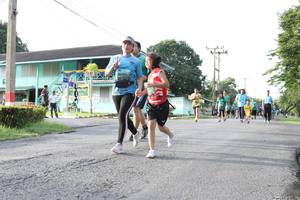 BIB: 
                            <button type="button" onclick="openModal(5233162)" class="btn btn-primary btn-sm float-right btn-popup" data-toggle="modal" data-target=".modal-high-quality">
                        <i class="fas fa-shopping-cart"></i> Add to Cart
                    </button>
                                            <button type="button" onclick="isThisMe(5233162, true)" class="btn btn-success btn-sm float-right btn-popup btn-isme hidden" data-toggle="tooltip" data-placement="bottom" title="นี่คือรูปของคุณใช่ไหม คลิกที่นี่เพื่อเอาเข้าอัลบั้ม">
                        <i class="fas fa-plus"></i> Add to album
                    </button>
                    <button type="button" onclick="isThisMe(5233162, false)" class="btn btn-warning btn-sm float-right btn-popup btn-isnotme hidden">
                        <i class="fas fa-ban"></i> Remove from album
                    </button>