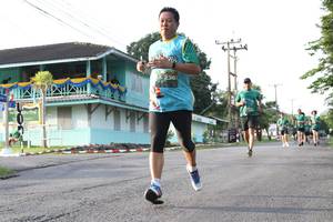 BIB: 236
                            <button type="button" onclick="openModal(5231934)" class="btn btn-primary btn-sm float-right btn-popup" data-toggle="modal" data-target=".modal-high-quality">
                        <i class="fas fa-shopping-cart"></i> Add to Cart
                    </button>
                                            <button type="button" onclick="isThisMe(5231934, true)" class="btn btn-success btn-sm float-right btn-popup btn-isme hidden" data-toggle="tooltip" data-placement="bottom" title="นี่คือรูปของคุณใช่ไหม คลิกที่นี่เพื่อเอาเข้าอัลบั้ม">
                        <i class="fas fa-plus"></i> Add to album
                    </button>
                    <button type="button" onclick="isThisMe(5231934, false)" class="btn btn-warning btn-sm float-right btn-popup btn-isnotme hidden">
                        <i class="fas fa-ban"></i> Remove from album
                    </button>