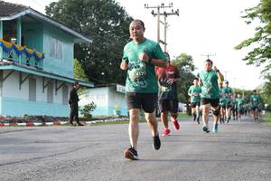 BIB: 417
                            <button type="button" onclick="openModal(5231961)" class="btn btn-primary btn-sm float-right btn-popup" data-toggle="modal" data-target=".modal-high-quality">
                        <i class="fas fa-shopping-cart"></i> Add to Cart
                    </button>
                                            <button type="button" onclick="isThisMe(5231961, true)" class="btn btn-success btn-sm float-right btn-popup btn-isme hidden" data-toggle="tooltip" data-placement="bottom" title="นี่คือรูปของคุณใช่ไหม คลิกที่นี่เพื่อเอาเข้าอัลบั้ม">
                        <i class="fas fa-plus"></i> Add to album
                    </button>
                    <button type="button" onclick="isThisMe(5231961, false)" class="btn btn-warning btn-sm float-right btn-popup btn-isnotme hidden">
                        <i class="fas fa-ban"></i> Remove from album
                    </button>