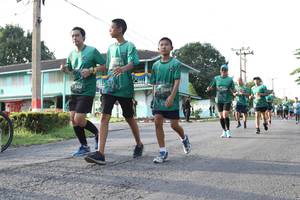 BIB: 66431, 0391
                            <button type="button" onclick="openModal(5232376)" class="btn btn-primary btn-sm float-right btn-popup" data-toggle="modal" data-target=".modal-high-quality">
                        <i class="fas fa-shopping-cart"></i> Add to Cart
                    </button>
                                            <button type="button" onclick="isThisMe(5232376, true)" class="btn btn-success btn-sm float-right btn-popup btn-isme hidden" data-toggle="tooltip" data-placement="bottom" title="นี่คือรูปของคุณใช่ไหม คลิกที่นี่เพื่อเอาเข้าอัลบั้ม">
                        <i class="fas fa-plus"></i> Add to album
                    </button>
                    <button type="button" onclick="isThisMe(5232376, false)" class="btn btn-warning btn-sm float-right btn-popup btn-isnotme hidden">
                        <i class="fas fa-ban"></i> Remove from album
                    </button>