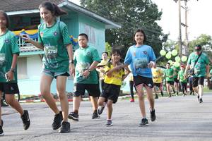 BIB: 2751
                            <button type="button" onclick="openModal(5233277)" class="btn btn-primary btn-sm float-right btn-popup" data-toggle="modal" data-target=".modal-high-quality">
                        <i class="fas fa-shopping-cart"></i> Add to Cart
                    </button>
                                            <button type="button" onclick="isThisMe(5233277, true)" class="btn btn-success btn-sm float-right btn-popup btn-isme hidden" data-toggle="tooltip" data-placement="bottom" title="นี่คือรูปของคุณใช่ไหม คลิกที่นี่เพื่อเอาเข้าอัลบั้ม">
                        <i class="fas fa-plus"></i> Add to album
                    </button>
                    <button type="button" onclick="isThisMe(5233277, false)" class="btn btn-warning btn-sm float-right btn-popup btn-isnotme hidden">
                        <i class="fas fa-ban"></i> Remove from album
                    </button>