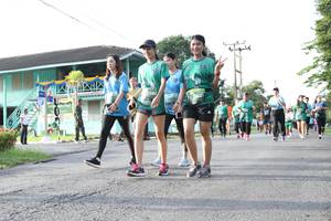 BIB: 258, 621
                            <button type="button" onclick="openModal(5233050)" class="btn btn-primary btn-sm float-right btn-popup" data-toggle="modal" data-target=".modal-high-quality">
                        <i class="fas fa-shopping-cart"></i> Add to Cart
                    </button>
                                            <button type="button" onclick="isThisMe(5233050, true)" class="btn btn-success btn-sm float-right btn-popup btn-isme hidden" data-toggle="tooltip" data-placement="bottom" title="นี่คือรูปของคุณใช่ไหม คลิกที่นี่เพื่อเอาเข้าอัลบั้ม">
                        <i class="fas fa-plus"></i> Add to album
                    </button>
                    <button type="button" onclick="isThisMe(5233050, false)" class="btn btn-warning btn-sm float-right btn-popup btn-isnotme hidden">
                        <i class="fas fa-ban"></i> Remove from album
                    </button>