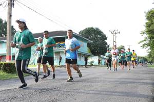 BIB: 457
                            <button type="button" onclick="openModal(5232437)" class="btn btn-primary btn-sm float-right btn-popup" data-toggle="modal" data-target=".modal-high-quality">
                        <i class="fas fa-shopping-cart"></i> Add to Cart
                    </button>
                                            <button type="button" onclick="isThisMe(5232437, true)" class="btn btn-success btn-sm float-right btn-popup btn-isme hidden" data-toggle="tooltip" data-placement="bottom" title="นี่คือรูปของคุณใช่ไหม คลิกที่นี่เพื่อเอาเข้าอัลบั้ม">
                        <i class="fas fa-plus"></i> Add to album
                    </button>
                    <button type="button" onclick="isThisMe(5232437, false)" class="btn btn-warning btn-sm float-right btn-popup btn-isnotme hidden">
                        <i class="fas fa-ban"></i> Remove from album
                    </button>