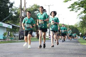 BIB: 021
                            <button type="button" onclick="openModal(5231935)" class="btn btn-primary btn-sm float-right btn-popup" data-toggle="modal" data-target=".modal-high-quality">
                        <i class="fas fa-shopping-cart"></i> Add to Cart
                    </button>
                                            <button type="button" onclick="isThisMe(5231935, true)" class="btn btn-success btn-sm float-right btn-popup btn-isme hidden" data-toggle="tooltip" data-placement="bottom" title="นี่คือรูปของคุณใช่ไหม คลิกที่นี่เพื่อเอาเข้าอัลบั้ม">
                        <i class="fas fa-plus"></i> Add to album
                    </button>
                    <button type="button" onclick="isThisMe(5231935, false)" class="btn btn-warning btn-sm float-right btn-popup btn-isnotme hidden">
                        <i class="fas fa-ban"></i> Remove from album
                    </button>