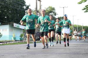 BIB: 129
                            <button type="button" onclick="openModal(5232004)" class="btn btn-primary btn-sm float-right btn-popup" data-toggle="modal" data-target=".modal-high-quality">
                        <i class="fas fa-shopping-cart"></i> Add to Cart
                    </button>
                                            <button type="button" onclick="isThisMe(5232004, true)" class="btn btn-success btn-sm float-right btn-popup btn-isme hidden" data-toggle="tooltip" data-placement="bottom" title="นี่คือรูปของคุณใช่ไหม คลิกที่นี่เพื่อเอาเข้าอัลบั้ม">
                        <i class="fas fa-plus"></i> Add to album
                    </button>
                    <button type="button" onclick="isThisMe(5232004, false)" class="btn btn-warning btn-sm float-right btn-popup btn-isnotme hidden">
                        <i class="fas fa-ban"></i> Remove from album
                    </button>