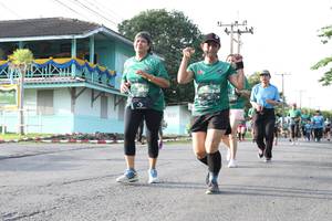 BIB: 260
                            <button type="button" onclick="openModal(5232917)" class="btn btn-primary btn-sm float-right btn-popup" data-toggle="modal" data-target=".modal-high-quality">
                        <i class="fas fa-shopping-cart"></i> Add to Cart
                    </button>
                                            <button type="button" onclick="isThisMe(5232917, true)" class="btn btn-success btn-sm float-right btn-popup btn-isme hidden" data-toggle="tooltip" data-placement="bottom" title="นี่คือรูปของคุณใช่ไหม คลิกที่นี่เพื่อเอาเข้าอัลบั้ม">
                        <i class="fas fa-plus"></i> Add to album
                    </button>
                    <button type="button" onclick="isThisMe(5232917, false)" class="btn btn-warning btn-sm float-right btn-popup btn-isnotme hidden">
                        <i class="fas fa-ban"></i> Remove from album
                    </button>