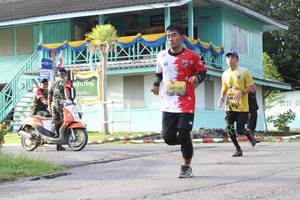 BIB: 0140
                            <button type="button" onclick="openModal(5233237)" class="btn btn-primary btn-sm float-right btn-popup" data-toggle="modal" data-target=".modal-high-quality">
                        <i class="fas fa-shopping-cart"></i> Add to Cart
                    </button>
                                            <button type="button" onclick="isThisMe(5233237, true)" class="btn btn-success btn-sm float-right btn-popup btn-isme hidden" data-toggle="tooltip" data-placement="bottom" title="นี่คือรูปของคุณใช่ไหม คลิกที่นี่เพื่อเอาเข้าอัลบั้ม">
                        <i class="fas fa-plus"></i> Add to album
                    </button>
                    <button type="button" onclick="isThisMe(5233237, false)" class="btn btn-warning btn-sm float-right btn-popup btn-isnotme hidden">
                        <i class="fas fa-ban"></i> Remove from album
                    </button>