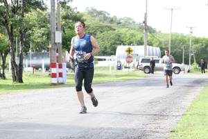 BIB: 575
                            <button type="button" onclick="openModal(5237982)" class="btn btn-primary btn-sm float-right btn-popup" data-toggle="modal" data-target=".modal-high-quality">
                        <i class="fas fa-shopping-cart"></i> Add to Cart
                    </button>
                                            <button type="button" onclick="isThisMe(5237982, true)" class="btn btn-success btn-sm float-right btn-popup btn-isme hidden" data-toggle="tooltip" data-placement="bottom" title="นี่คือรูปของคุณใช่ไหม คลิกที่นี่เพื่อเอาเข้าอัลบั้ม">
                        <i class="fas fa-plus"></i> Add to album
                    </button>
                    <button type="button" onclick="isThisMe(5237982, false)" class="btn btn-warning btn-sm float-right btn-popup btn-isnotme hidden">
                        <i class="fas fa-ban"></i> Remove from album
                    </button>