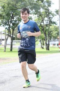 BIB: 080
                            <button type="button" onclick="openModal(5239010)" class="btn btn-primary btn-sm float-right btn-popup" data-toggle="modal" data-target=".modal-high-quality">
                        <i class="fas fa-shopping-cart"></i> Add to Cart
                    </button>
                                            <button type="button" onclick="isThisMe(5239010, true)" class="btn btn-success btn-sm float-right btn-popup btn-isme hidden" data-toggle="tooltip" data-placement="bottom" title="นี่คือรูปของคุณใช่ไหม คลิกที่นี่เพื่อเอาเข้าอัลบั้ม">
                        <i class="fas fa-plus"></i> Add to album
                    </button>
                    <button type="button" onclick="isThisMe(5239010, false)" class="btn btn-warning btn-sm float-right btn-popup btn-isnotme hidden">
                        <i class="fas fa-ban"></i> Remove from album
                    </button>