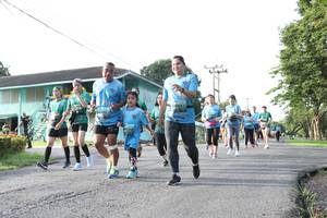 BIB: 
                            <button type="button" onclick="openModal(5232896)" class="btn btn-primary btn-sm float-right btn-popup" data-toggle="modal" data-target=".modal-high-quality">
                        <i class="fas fa-shopping-cart"></i> Add to Cart
                    </button>
                                            <button type="button" onclick="isThisMe(5232896, true)" class="btn btn-success btn-sm float-right btn-popup btn-isme hidden" data-toggle="tooltip" data-placement="bottom" title="นี่คือรูปของคุณใช่ไหม คลิกที่นี่เพื่อเอาเข้าอัลบั้ม">
                        <i class="fas fa-plus"></i> Add to album
                    </button>
                    <button type="button" onclick="isThisMe(5232896, false)" class="btn btn-warning btn-sm float-right btn-popup btn-isnotme hidden">
                        <i class="fas fa-ban"></i> Remove from album
                    </button>