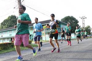 BIB: 43012
                            <button type="button" onclick="openModal(5232046)" class="btn btn-primary btn-sm float-right btn-popup" data-toggle="modal" data-target=".modal-high-quality">
                        <i class="fas fa-shopping-cart"></i> Add to Cart
                    </button>
                                            <button type="button" onclick="isThisMe(5232046, true)" class="btn btn-success btn-sm float-right btn-popup btn-isme hidden" data-toggle="tooltip" data-placement="bottom" title="นี่คือรูปของคุณใช่ไหม คลิกที่นี่เพื่อเอาเข้าอัลบั้ม">
                        <i class="fas fa-plus"></i> Add to album
                    </button>
                    <button type="button" onclick="isThisMe(5232046, false)" class="btn btn-warning btn-sm float-right btn-popup btn-isnotme hidden">
                        <i class="fas fa-ban"></i> Remove from album
                    </button>