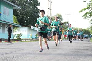 BIB: 685
                            <button type="button" onclick="openModal(5233149)" class="btn btn-primary btn-sm float-right btn-popup" data-toggle="modal" data-target=".modal-high-quality">
                        <i class="fas fa-shopping-cart"></i> Add to Cart
                    </button>
                                            <button type="button" onclick="isThisMe(5233149, true)" class="btn btn-success btn-sm float-right btn-popup btn-isme hidden" data-toggle="tooltip" data-placement="bottom" title="นี่คือรูปของคุณใช่ไหม คลิกที่นี่เพื่อเอาเข้าอัลบั้ม">
                        <i class="fas fa-plus"></i> Add to album
                    </button>
                    <button type="button" onclick="isThisMe(5233149, false)" class="btn btn-warning btn-sm float-right btn-popup btn-isnotme hidden">
                        <i class="fas fa-ban"></i> Remove from album
                    </button>