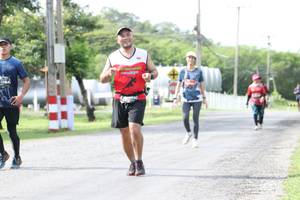 BIB: 104
                            <button type="button" onclick="openModal(5238380)" class="btn btn-primary btn-sm float-right btn-popup" data-toggle="modal" data-target=".modal-high-quality">
                        <i class="fas fa-shopping-cart"></i> Add to Cart
                    </button>
                                            <button type="button" onclick="isThisMe(5238380, true)" class="btn btn-success btn-sm float-right btn-popup btn-isme hidden" data-toggle="tooltip" data-placement="bottom" title="นี่คือรูปของคุณใช่ไหม คลิกที่นี่เพื่อเอาเข้าอัลบั้ม">
                        <i class="fas fa-plus"></i> Add to album
                    </button>
                    <button type="button" onclick="isThisMe(5238380, false)" class="btn btn-warning btn-sm float-right btn-popup btn-isnotme hidden">
                        <i class="fas fa-ban"></i> Remove from album
                    </button>