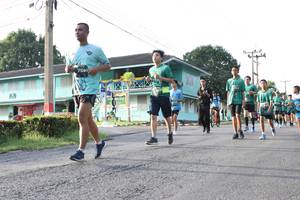 BIB: 759
                            <button type="button" onclick="openModal(5232371)" class="btn btn-primary btn-sm float-right btn-popup" data-toggle="modal" data-target=".modal-high-quality">
                        <i class="fas fa-shopping-cart"></i> Add to Cart
                    </button>
                                            <button type="button" onclick="isThisMe(5232371, true)" class="btn btn-success btn-sm float-right btn-popup btn-isme hidden" data-toggle="tooltip" data-placement="bottom" title="นี่คือรูปของคุณใช่ไหม คลิกที่นี่เพื่อเอาเข้าอัลบั้ม">
                        <i class="fas fa-plus"></i> Add to album
                    </button>
                    <button type="button" onclick="isThisMe(5232371, false)" class="btn btn-warning btn-sm float-right btn-popup btn-isnotme hidden">
                        <i class="fas fa-ban"></i> Remove from album
                    </button>