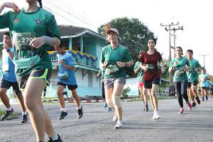 BIB: 279, 2461
                            <button type="button" onclick="openModal(5232495)" class="btn btn-primary btn-sm float-right btn-popup" data-toggle="modal" data-target=".modal-high-quality">
                        <i class="fas fa-shopping-cart"></i> Add to Cart
                    </button>
                                            <button type="button" onclick="isThisMe(5232495, true)" class="btn btn-success btn-sm float-right btn-popup btn-isme hidden" data-toggle="tooltip" data-placement="bottom" title="นี่คือรูปของคุณใช่ไหม คลิกที่นี่เพื่อเอาเข้าอัลบั้ม">
                        <i class="fas fa-plus"></i> Add to album
                    </button>
                    <button type="button" onclick="isThisMe(5232495, false)" class="btn btn-warning btn-sm float-right btn-popup btn-isnotme hidden">
                        <i class="fas fa-ban"></i> Remove from album
                    </button>