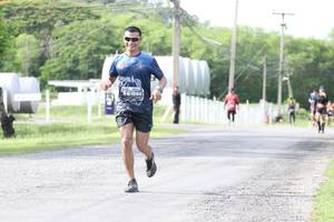 BIB: 1082
                            <button type="button" onclick="openModal(5238181)" class="btn btn-primary btn-sm float-right btn-popup" data-toggle="modal" data-target=".modal-high-quality">
                        <i class="fas fa-shopping-cart"></i> Add to Cart
                    </button>
                                            <button type="button" onclick="isThisMe(5238181, true)" class="btn btn-success btn-sm float-right btn-popup btn-isme hidden" data-toggle="tooltip" data-placement="bottom" title="นี่คือรูปของคุณใช่ไหม คลิกที่นี่เพื่อเอาเข้าอัลบั้ม">
                        <i class="fas fa-plus"></i> Add to album
                    </button>
                    <button type="button" onclick="isThisMe(5238181, false)" class="btn btn-warning btn-sm float-right btn-popup btn-isnotme hidden">
                        <i class="fas fa-ban"></i> Remove from album
                    </button>