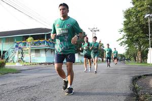 BIB: 6551
                            <button type="button" onclick="openModal(5231951)" class="btn btn-primary btn-sm float-right btn-popup" data-toggle="modal" data-target=".modal-high-quality">
                        <i class="fas fa-shopping-cart"></i> Add to Cart
                    </button>
                                            <button type="button" onclick="isThisMe(5231951, true)" class="btn btn-success btn-sm float-right btn-popup btn-isme hidden" data-toggle="tooltip" data-placement="bottom" title="นี่คือรูปของคุณใช่ไหม คลิกที่นี่เพื่อเอาเข้าอัลบั้ม">
                        <i class="fas fa-plus"></i> Add to album
                    </button>
                    <button type="button" onclick="isThisMe(5231951, false)" class="btn btn-warning btn-sm float-right btn-popup btn-isnotme hidden">
                        <i class="fas fa-ban"></i> Remove from album
                    </button>