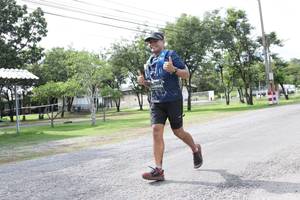 BIB: 868
                            <button type="button" onclick="openModal(5239318)" class="btn btn-primary btn-sm float-right btn-popup" data-toggle="modal" data-target=".modal-high-quality">
                        <i class="fas fa-shopping-cart"></i> Add to Cart
                    </button>
                                            <button type="button" onclick="isThisMe(5239318, true)" class="btn btn-success btn-sm float-right btn-popup btn-isme hidden" data-toggle="tooltip" data-placement="bottom" title="นี่คือรูปของคุณใช่ไหม คลิกที่นี่เพื่อเอาเข้าอัลบั้ม">
                        <i class="fas fa-plus"></i> Add to album
                    </button>
                    <button type="button" onclick="isThisMe(5239318, false)" class="btn btn-warning btn-sm float-right btn-popup btn-isnotme hidden">
                        <i class="fas fa-ban"></i> Remove from album
                    </button>