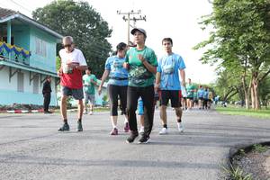 BIB: 
                            <button type="button" onclick="openModal(5233211)" class="btn btn-primary btn-sm float-right btn-popup" data-toggle="modal" data-target=".modal-high-quality">
                        <i class="fas fa-shopping-cart"></i> Add to Cart
                    </button>
                                            <button type="button" onclick="isThisMe(5233211, true)" class="btn btn-success btn-sm float-right btn-popup btn-isme hidden" data-toggle="tooltip" data-placement="bottom" title="นี่คือรูปของคุณใช่ไหม คลิกที่นี่เพื่อเอาเข้าอัลบั้ม">
                        <i class="fas fa-plus"></i> Add to album
                    </button>
                    <button type="button" onclick="isThisMe(5233211, false)" class="btn btn-warning btn-sm float-right btn-popup btn-isnotme hidden">
                        <i class="fas fa-ban"></i> Remove from album
                    </button>