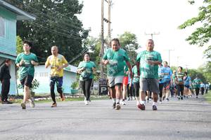 BIB: 
                            <button type="button" onclick="openModal(5233163)" class="btn btn-primary btn-sm float-right btn-popup" data-toggle="modal" data-target=".modal-high-quality">
                        <i class="fas fa-shopping-cart"></i> Add to Cart
                    </button>
                                            <button type="button" onclick="isThisMe(5233163, true)" class="btn btn-success btn-sm float-right btn-popup btn-isme hidden" data-toggle="tooltip" data-placement="bottom" title="นี่คือรูปของคุณใช่ไหม คลิกที่นี่เพื่อเอาเข้าอัลบั้ม">
                        <i class="fas fa-plus"></i> Add to album
                    </button>
                    <button type="button" onclick="isThisMe(5233163, false)" class="btn btn-warning btn-sm float-right btn-popup btn-isnotme hidden">
                        <i class="fas fa-ban"></i> Remove from album
                    </button>