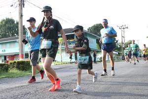 BIB: 8014
                            <button type="button" onclick="openModal(5232598)" class="btn btn-primary btn-sm float-right btn-popup" data-toggle="modal" data-target=".modal-high-quality">
                        <i class="fas fa-shopping-cart"></i> Add to Cart
                    </button>
                                            <button type="button" onclick="isThisMe(5232598, true)" class="btn btn-success btn-sm float-right btn-popup btn-isme hidden" data-toggle="tooltip" data-placement="bottom" title="นี่คือรูปของคุณใช่ไหม คลิกที่นี่เพื่อเอาเข้าอัลบั้ม">
                        <i class="fas fa-plus"></i> Add to album
                    </button>
                    <button type="button" onclick="isThisMe(5232598, false)" class="btn btn-warning btn-sm float-right btn-popup btn-isnotme hidden">
                        <i class="fas fa-ban"></i> Remove from album
                    </button>