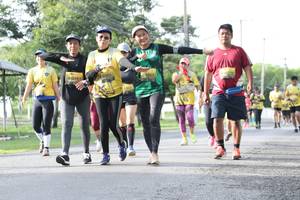 BIB: 0363
                            <button type="button" onclick="openModal(5235841)" class="btn btn-primary btn-sm float-right btn-popup" data-toggle="modal" data-target=".modal-high-quality">
                        <i class="fas fa-shopping-cart"></i> Add to Cart
                    </button>
                                            <button type="button" onclick="isThisMe(5235841, true)" class="btn btn-success btn-sm float-right btn-popup btn-isme hidden" data-toggle="tooltip" data-placement="bottom" title="นี่คือรูปของคุณใช่ไหม คลิกที่นี่เพื่อเอาเข้าอัลบั้ม">
                        <i class="fas fa-plus"></i> Add to album
                    </button>
                    <button type="button" onclick="isThisMe(5235841, false)" class="btn btn-warning btn-sm float-right btn-popup btn-isnotme hidden">
                        <i class="fas fa-ban"></i> Remove from album
                    </button>