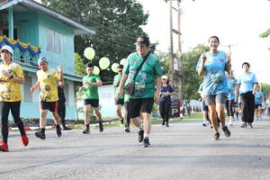 BIB: 078
                            <button type="button" onclick="openModal(5233280)" class="btn btn-primary btn-sm float-right btn-popup" data-toggle="modal" data-target=".modal-high-quality">
                        <i class="fas fa-shopping-cart"></i> Add to Cart
                    </button>
                                            <button type="button" onclick="isThisMe(5233280, true)" class="btn btn-success btn-sm float-right btn-popup btn-isme hidden" data-toggle="tooltip" data-placement="bottom" title="นี่คือรูปของคุณใช่ไหม คลิกที่นี่เพื่อเอาเข้าอัลบั้ม">
                        <i class="fas fa-plus"></i> Add to album
                    </button>
                    <button type="button" onclick="isThisMe(5233280, false)" class="btn btn-warning btn-sm float-right btn-popup btn-isnotme hidden">
                        <i class="fas fa-ban"></i> Remove from album
                    </button>