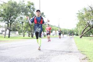 BIB: 075, 
                            <button type="button" onclick="openModal(5238875)" class="btn btn-primary btn-sm float-right btn-popup" data-toggle="modal" data-target=".modal-high-quality">
                        <i class="fas fa-shopping-cart"></i> Add to Cart
                    </button>
                                            <button type="button" onclick="isThisMe(5238875, true)" class="btn btn-success btn-sm float-right btn-popup btn-isme hidden" data-toggle="tooltip" data-placement="bottom" title="นี่คือรูปของคุณใช่ไหม คลิกที่นี่เพื่อเอาเข้าอัลบั้ม">
                        <i class="fas fa-plus"></i> Add to album
                    </button>
                    <button type="button" onclick="isThisMe(5238875, false)" class="btn btn-warning btn-sm float-right btn-popup btn-isnotme hidden">
                        <i class="fas fa-ban"></i> Remove from album
                    </button>