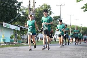 BIB: 0042
                            <button type="button" onclick="openModal(5232029)" class="btn btn-primary btn-sm float-right btn-popup" data-toggle="modal" data-target=".modal-high-quality">
                        <i class="fas fa-shopping-cart"></i> Add to Cart
                    </button>
                                            <button type="button" onclick="isThisMe(5232029, true)" class="btn btn-success btn-sm float-right btn-popup btn-isme hidden" data-toggle="tooltip" data-placement="bottom" title="นี่คือรูปของคุณใช่ไหม คลิกที่นี่เพื่อเอาเข้าอัลบั้ม">
                        <i class="fas fa-plus"></i> Add to album
                    </button>
                    <button type="button" onclick="isThisMe(5232029, false)" class="btn btn-warning btn-sm float-right btn-popup btn-isnotme hidden">
                        <i class="fas fa-ban"></i> Remove from album
                    </button>