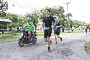 BIB: 405
                            <button type="button" onclick="openModal(5237968)" class="btn btn-primary btn-sm float-right btn-popup" data-toggle="modal" data-target=".modal-high-quality">
                        <i class="fas fa-shopping-cart"></i> Add to Cart
                    </button>
                                            <button type="button" onclick="isThisMe(5237968, true)" class="btn btn-success btn-sm float-right btn-popup btn-isme hidden" data-toggle="tooltip" data-placement="bottom" title="นี่คือรูปของคุณใช่ไหม คลิกที่นี่เพื่อเอาเข้าอัลบั้ม">
                        <i class="fas fa-plus"></i> Add to album
                    </button>
                    <button type="button" onclick="isThisMe(5237968, false)" class="btn btn-warning btn-sm float-right btn-popup btn-isnotme hidden">
                        <i class="fas fa-ban"></i> Remove from album
                    </button>