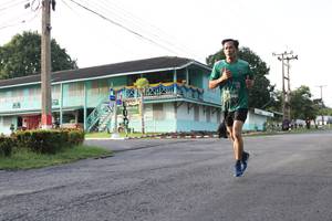 BIB: 2981
                            <button type="button" onclick="openModal(5231576)" class="btn btn-primary btn-sm float-right btn-popup" data-toggle="modal" data-target=".modal-high-quality">
                        <i class="fas fa-shopping-cart"></i> Add to Cart
                    </button>
                                            <button type="button" onclick="isThisMe(5231576, true)" class="btn btn-success btn-sm float-right btn-popup btn-isme hidden" data-toggle="tooltip" data-placement="bottom" title="นี่คือรูปของคุณใช่ไหม คลิกที่นี่เพื่อเอาเข้าอัลบั้ม">
                        <i class="fas fa-plus"></i> Add to album
                    </button>
                    <button type="button" onclick="isThisMe(5231576, false)" class="btn btn-warning btn-sm float-right btn-popup btn-isnotme hidden">
                        <i class="fas fa-ban"></i> Remove from album
                    </button>