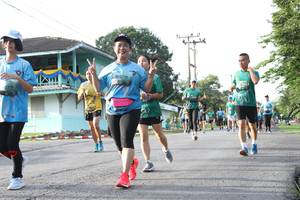 BIB: 076, 079
                            <button type="button" onclick="openModal(5233011)" class="btn btn-primary btn-sm float-right btn-popup" data-toggle="modal" data-target=".modal-high-quality">
                        <i class="fas fa-shopping-cart"></i> Add to Cart
                    </button>
                                            <button type="button" onclick="isThisMe(5233011, true)" class="btn btn-success btn-sm float-right btn-popup btn-isme hidden" data-toggle="tooltip" data-placement="bottom" title="นี่คือรูปของคุณใช่ไหม คลิกที่นี่เพื่อเอาเข้าอัลบั้ม">
                        <i class="fas fa-plus"></i> Add to album
                    </button>
                    <button type="button" onclick="isThisMe(5233011, false)" class="btn btn-warning btn-sm float-right btn-popup btn-isnotme hidden">
                        <i class="fas fa-ban"></i> Remove from album
                    </button>