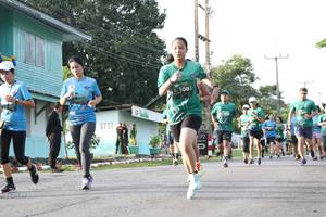 BIB: 108
                            <button type="button" onclick="openModal(5232470)" class="btn btn-primary btn-sm float-right btn-popup" data-toggle="modal" data-target=".modal-high-quality">
                        <i class="fas fa-shopping-cart"></i> Add to Cart
                    </button>
                                            <button type="button" onclick="isThisMe(5232470, true)" class="btn btn-success btn-sm float-right btn-popup btn-isme hidden" data-toggle="tooltip" data-placement="bottom" title="นี่คือรูปของคุณใช่ไหม คลิกที่นี่เพื่อเอาเข้าอัลบั้ม">
                        <i class="fas fa-plus"></i> Add to album
                    </button>
                    <button type="button" onclick="isThisMe(5232470, false)" class="btn btn-warning btn-sm float-right btn-popup btn-isnotme hidden">
                        <i class="fas fa-ban"></i> Remove from album
                    </button>