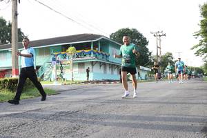 BIB: 7471
                            <button type="button" onclick="openModal(5232291)" class="btn btn-primary btn-sm float-right btn-popup" data-toggle="modal" data-target=".modal-high-quality">
                        <i class="fas fa-shopping-cart"></i> Add to Cart
                    </button>
                                            <button type="button" onclick="isThisMe(5232291, true)" class="btn btn-success btn-sm float-right btn-popup btn-isme hidden" data-toggle="tooltip" data-placement="bottom" title="นี่คือรูปของคุณใช่ไหม คลิกที่นี่เพื่อเอาเข้าอัลบั้ม">
                        <i class="fas fa-plus"></i> Add to album
                    </button>
                    <button type="button" onclick="isThisMe(5232291, false)" class="btn btn-warning btn-sm float-right btn-popup btn-isnotme hidden">
                        <i class="fas fa-ban"></i> Remove from album
                    </button>