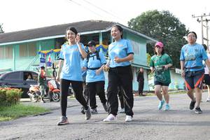 BIB: 
                            <button type="button" onclick="openModal(5233168)" class="btn btn-primary btn-sm float-right btn-popup" data-toggle="modal" data-target=".modal-high-quality">
                        <i class="fas fa-shopping-cart"></i> Add to Cart
                    </button>
                                            <button type="button" onclick="isThisMe(5233168, true)" class="btn btn-success btn-sm float-right btn-popup btn-isme hidden" data-toggle="tooltip" data-placement="bottom" title="นี่คือรูปของคุณใช่ไหม คลิกที่นี่เพื่อเอาเข้าอัลบั้ม">
                        <i class="fas fa-plus"></i> Add to album
                    </button>
                    <button type="button" onclick="isThisMe(5233168, false)" class="btn btn-warning btn-sm float-right btn-popup btn-isnotme hidden">
                        <i class="fas fa-ban"></i> Remove from album
                    </button>