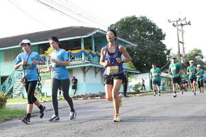 BIB: 512
                            <button type="button" onclick="openModal(5232473)" class="btn btn-primary btn-sm float-right btn-popup" data-toggle="modal" data-target=".modal-high-quality">
                        <i class="fas fa-shopping-cart"></i> Add to Cart
                    </button>
                                            <button type="button" onclick="isThisMe(5232473, true)" class="btn btn-success btn-sm float-right btn-popup btn-isme hidden" data-toggle="tooltip" data-placement="bottom" title="นี่คือรูปของคุณใช่ไหม คลิกที่นี่เพื่อเอาเข้าอัลบั้ม">
                        <i class="fas fa-plus"></i> Add to album
                    </button>
                    <button type="button" onclick="isThisMe(5232473, false)" class="btn btn-warning btn-sm float-right btn-popup btn-isnotme hidden">
                        <i class="fas fa-ban"></i> Remove from album
                    </button>