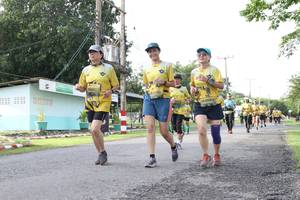 BIB: 102, 0004, 
                            <button type="button" onclick="openModal(5234991)" class="btn btn-primary btn-sm float-right btn-popup" data-toggle="modal" data-target=".modal-high-quality">
                        <i class="fas fa-shopping-cart"></i> Add to Cart
                    </button>
                                            <button type="button" onclick="isThisMe(5234991, true)" class="btn btn-success btn-sm float-right btn-popup btn-isme hidden" data-toggle="tooltip" data-placement="bottom" title="นี่คือรูปของคุณใช่ไหม คลิกที่นี่เพื่อเอาเข้าอัลบั้ม">
                        <i class="fas fa-plus"></i> Add to album
                    </button>
                    <button type="button" onclick="isThisMe(5234991, false)" class="btn btn-warning btn-sm float-right btn-popup btn-isnotme hidden">
                        <i class="fas fa-ban"></i> Remove from album
                    </button>