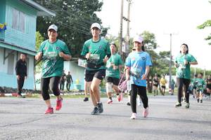 BIB: 371
                            <button type="button" onclick="openModal(5233130)" class="btn btn-primary btn-sm float-right btn-popup" data-toggle="modal" data-target=".modal-high-quality">
                        <i class="fas fa-shopping-cart"></i> Add to Cart
                    </button>
                                            <button type="button" onclick="isThisMe(5233130, true)" class="btn btn-success btn-sm float-right btn-popup btn-isme hidden" data-toggle="tooltip" data-placement="bottom" title="นี่คือรูปของคุณใช่ไหม คลิกที่นี่เพื่อเอาเข้าอัลบั้ม">
                        <i class="fas fa-plus"></i> Add to album
                    </button>
                    <button type="button" onclick="isThisMe(5233130, false)" class="btn btn-warning btn-sm float-right btn-popup btn-isnotme hidden">
                        <i class="fas fa-ban"></i> Remove from album
                    </button>