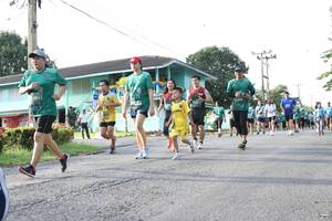 BIB: 4611
                            <button type="button" onclick="openModal(5233099)" class="btn btn-primary btn-sm float-right btn-popup" data-toggle="modal" data-target=".modal-high-quality">
                        <i class="fas fa-shopping-cart"></i> Add to Cart
                    </button>
                                            <button type="button" onclick="isThisMe(5233099, true)" class="btn btn-success btn-sm float-right btn-popup btn-isme hidden" data-toggle="tooltip" data-placement="bottom" title="นี่คือรูปของคุณใช่ไหม คลิกที่นี่เพื่อเอาเข้าอัลบั้ม">
                        <i class="fas fa-plus"></i> Add to album
                    </button>
                    <button type="button" onclick="isThisMe(5233099, false)" class="btn btn-warning btn-sm float-right btn-popup btn-isnotme hidden">
                        <i class="fas fa-ban"></i> Remove from album
                    </button>