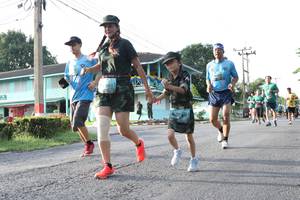 BIB: 
                            <button type="button" onclick="openModal(5232594)" class="btn btn-primary btn-sm float-right btn-popup" data-toggle="modal" data-target=".modal-high-quality">
                        <i class="fas fa-shopping-cart"></i> Add to Cart
                    </button>
                                            <button type="button" onclick="isThisMe(5232594, true)" class="btn btn-success btn-sm float-right btn-popup btn-isme hidden" data-toggle="tooltip" data-placement="bottom" title="นี่คือรูปของคุณใช่ไหม คลิกที่นี่เพื่อเอาเข้าอัลบั้ม">
                        <i class="fas fa-plus"></i> Add to album
                    </button>
                    <button type="button" onclick="isThisMe(5232594, false)" class="btn btn-warning btn-sm float-right btn-popup btn-isnotme hidden">
                        <i class="fas fa-ban"></i> Remove from album
                    </button>