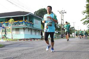 BIB: 236
                            <button type="button" onclick="openModal(5231931)" class="btn btn-primary btn-sm float-right btn-popup" data-toggle="modal" data-target=".modal-high-quality">
                        <i class="fas fa-shopping-cart"></i> Add to Cart
                    </button>
                                            <button type="button" onclick="isThisMe(5231931, true)" class="btn btn-success btn-sm float-right btn-popup btn-isme hidden" data-toggle="tooltip" data-placement="bottom" title="นี่คือรูปของคุณใช่ไหม คลิกที่นี่เพื่อเอาเข้าอัลบั้ม">
                        <i class="fas fa-plus"></i> Add to album
                    </button>
                    <button type="button" onclick="isThisMe(5231931, false)" class="btn btn-warning btn-sm float-right btn-popup btn-isnotme hidden">
                        <i class="fas fa-ban"></i> Remove from album
                    </button>