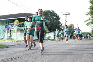 BIB: 174
                            <button type="button" onclick="openModal(5232601)" class="btn btn-primary btn-sm float-right btn-popup" data-toggle="modal" data-target=".modal-high-quality">
                        <i class="fas fa-shopping-cart"></i> Add to Cart
                    </button>
                                            <button type="button" onclick="isThisMe(5232601, true)" class="btn btn-success btn-sm float-right btn-popup btn-isme hidden" data-toggle="tooltip" data-placement="bottom" title="นี่คือรูปของคุณใช่ไหม คลิกที่นี่เพื่อเอาเข้าอัลบั้ม">
                        <i class="fas fa-plus"></i> Add to album
                    </button>
                    <button type="button" onclick="isThisMe(5232601, false)" class="btn btn-warning btn-sm float-right btn-popup btn-isnotme hidden">
                        <i class="fas fa-ban"></i> Remove from album
                    </button>