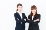 ２人のビジネスウーマン