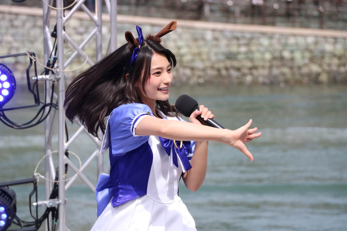 うまぴょい伝説の話が上がる度に、僕が撮影させていただいた高野さんのこの写真のことを思い浮かべるのですが、今日の放送映像を観てもやはりどの箇所の振りなのかわからない…… 