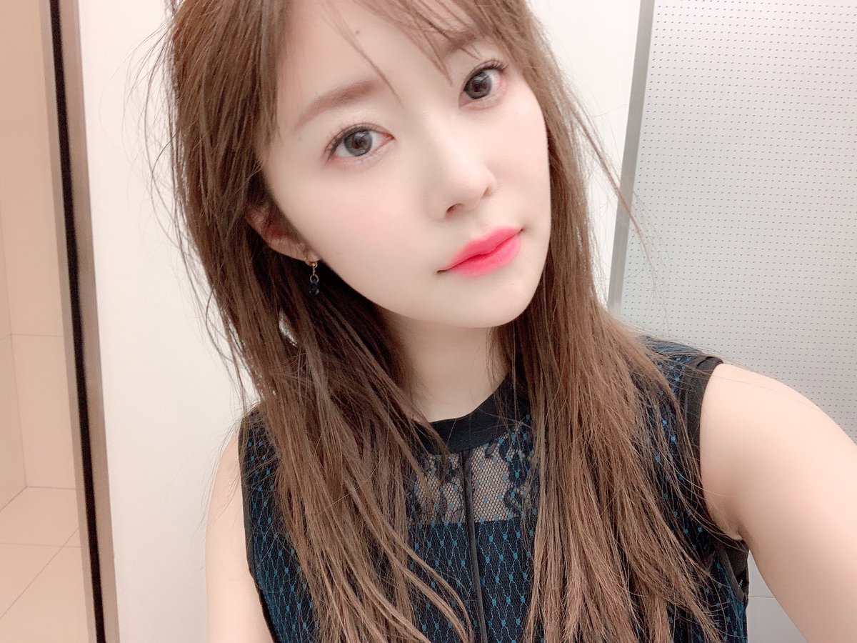 とにかく透明感あふれるカラー🥳  #指原カラコン #トパーズ 