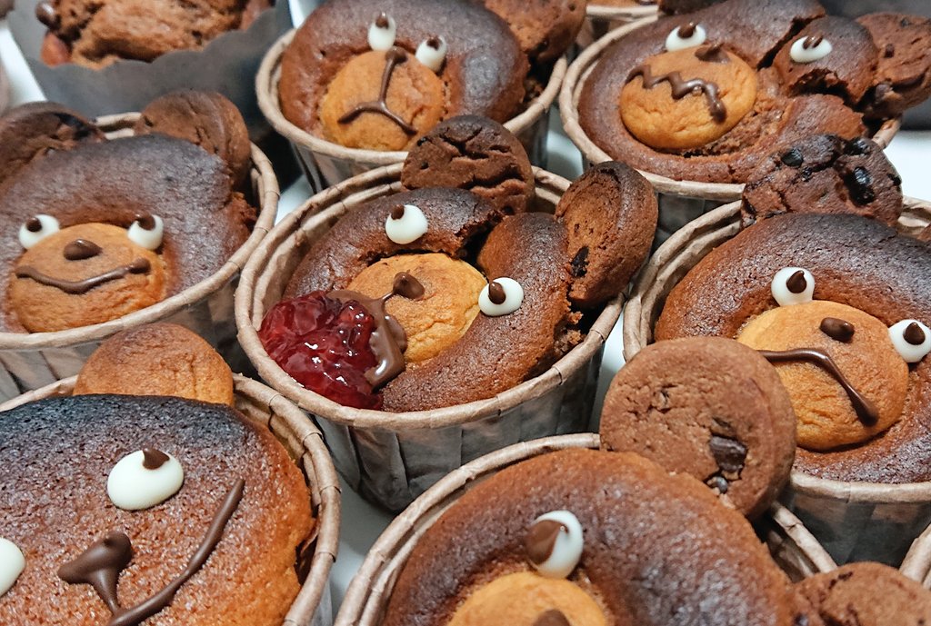 血反吐吐いてるクマのマフィン見て 