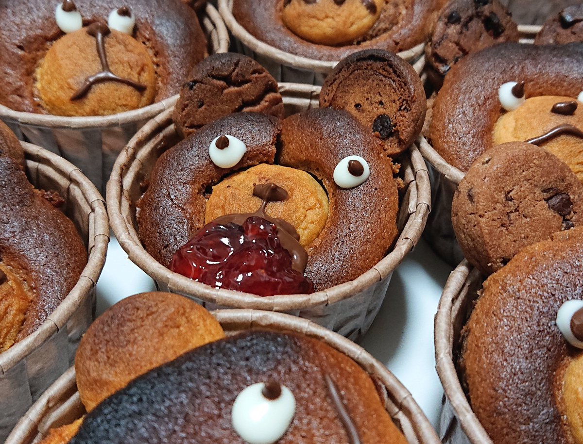 血反吐吐いてるクマのマフィン見て 