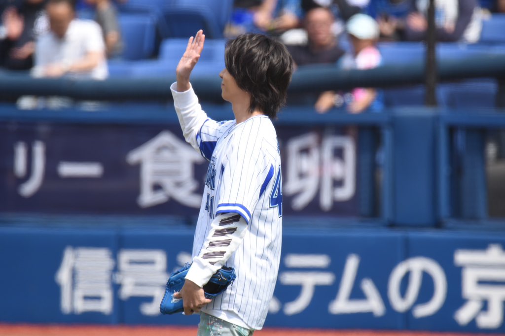 始球式が山Pだったんだけども！！！！ #山下智久 